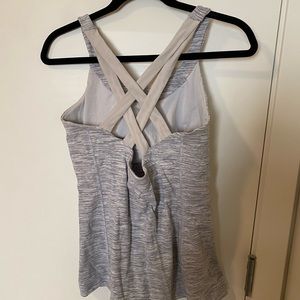 Lululemon grey tank top size 10 built in bra